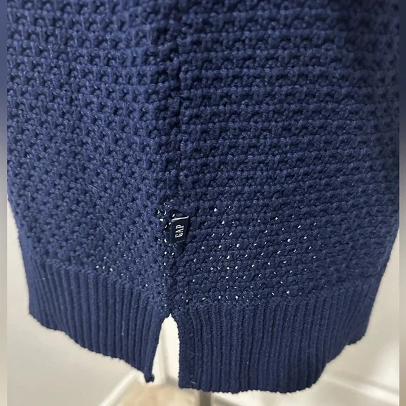 Gap Textured Sweater - Picture 5 of 7
